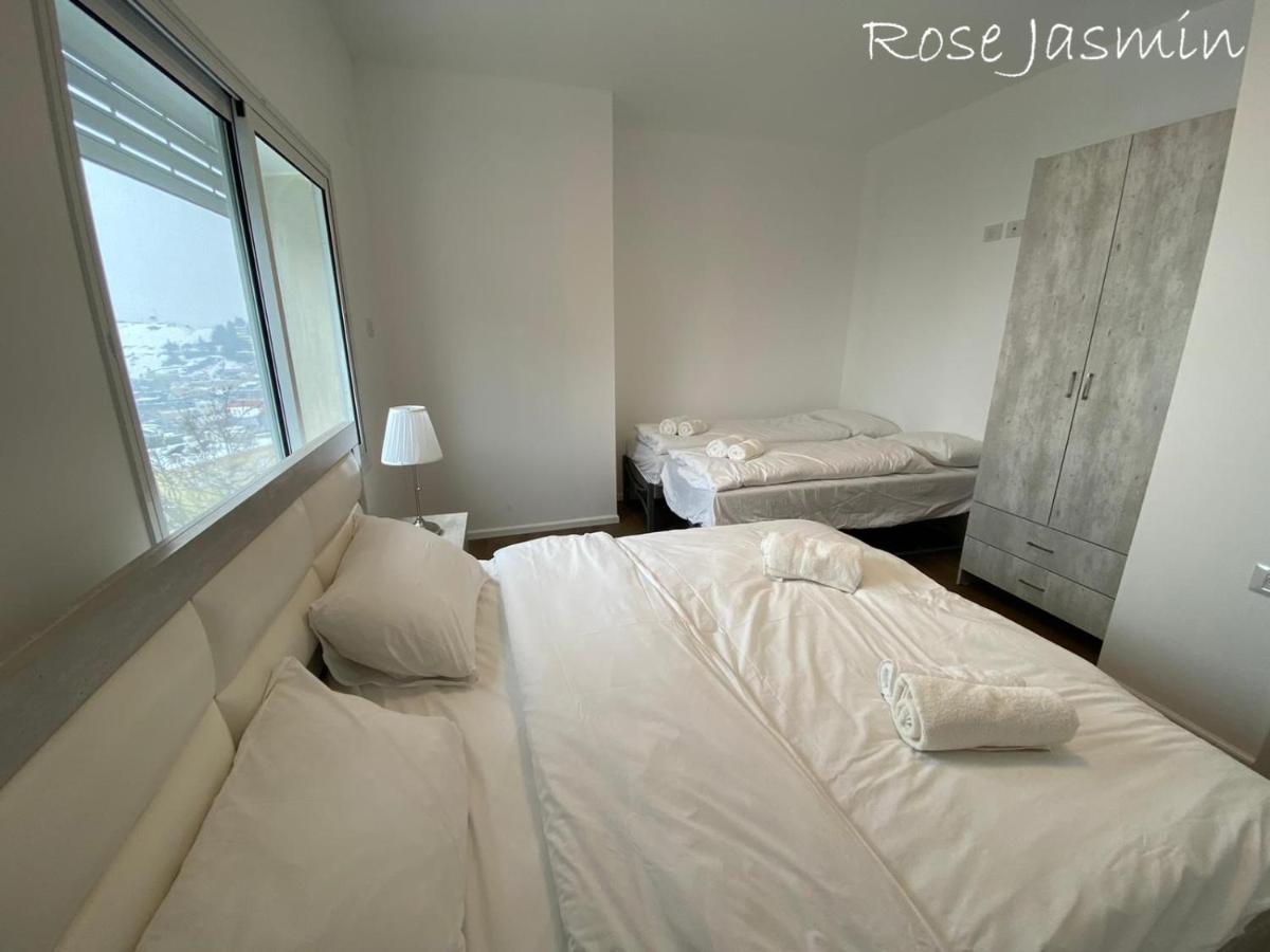 Jasmin Suites Majdal Shams Ngoại thất bức ảnh
