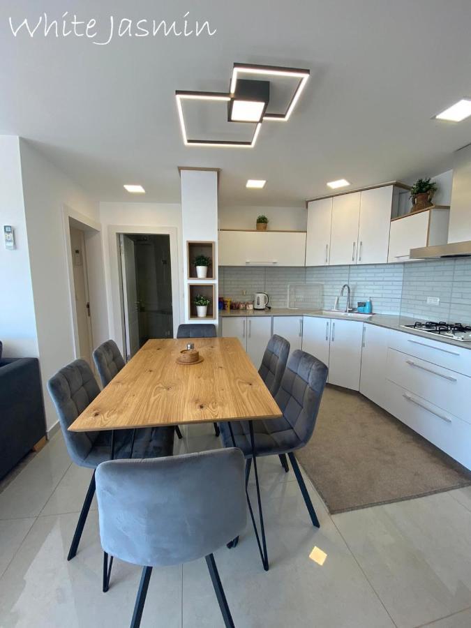 Jasmin Suites Majdal Shams Ngoại thất bức ảnh